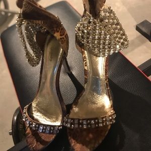 Zigi crystal heels. Tiger